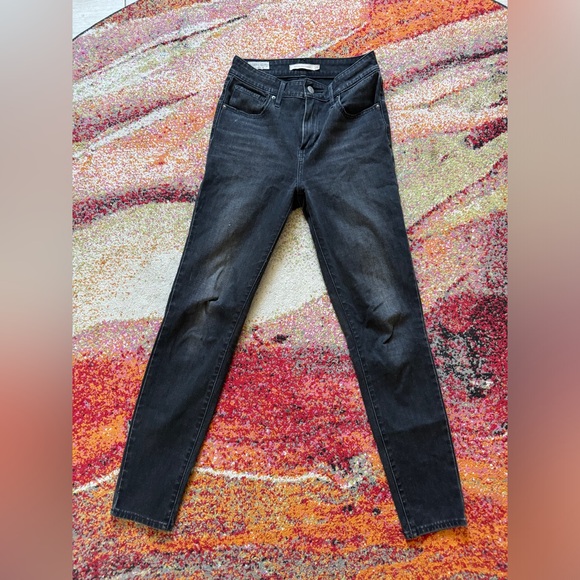 Levi’s Premium 721 High Rise Black Skinny Jeans - Picture 1 of 5